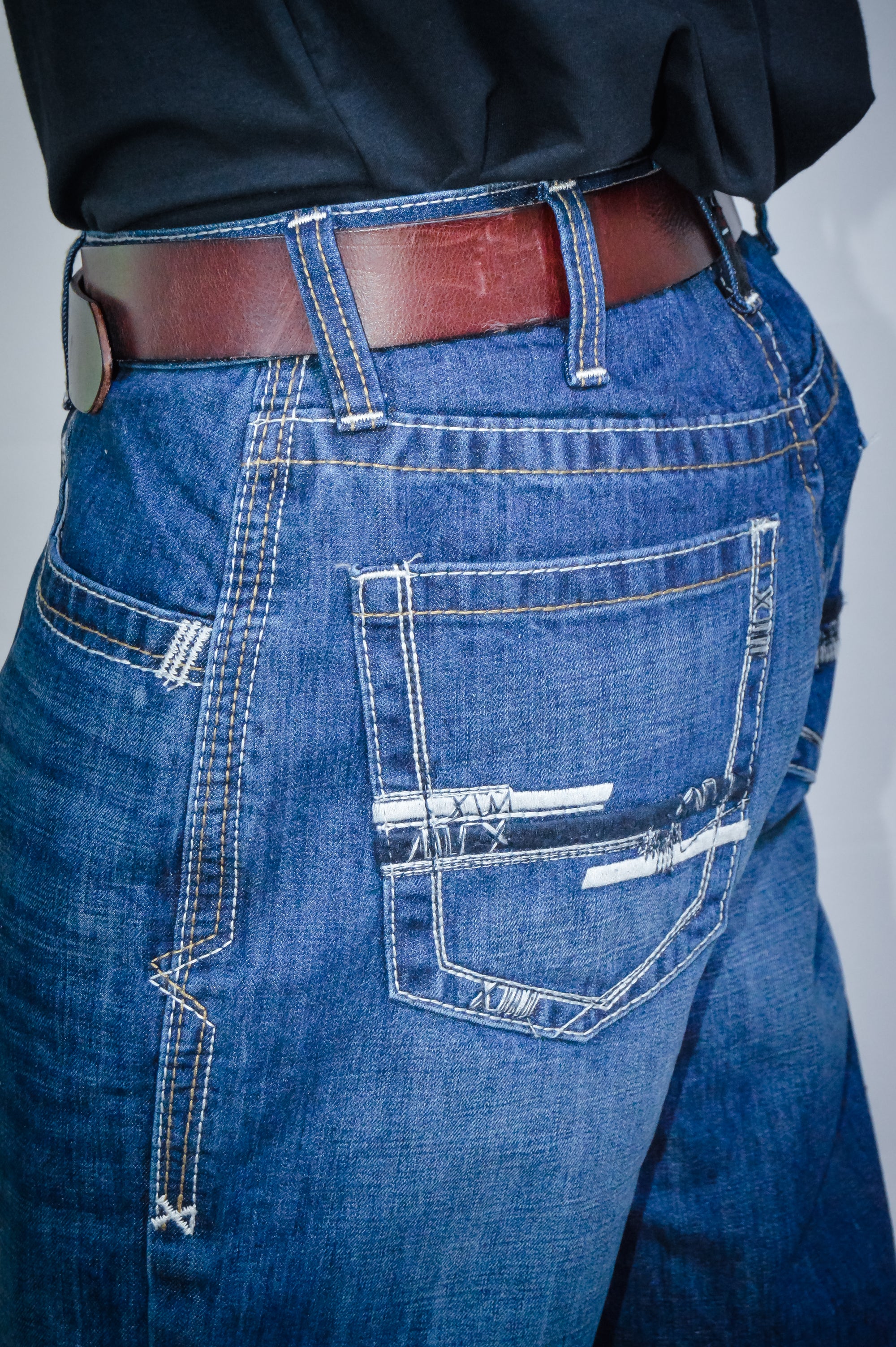 Ariat FR M4 Bootcut Jeans – White Stitch Pocket.