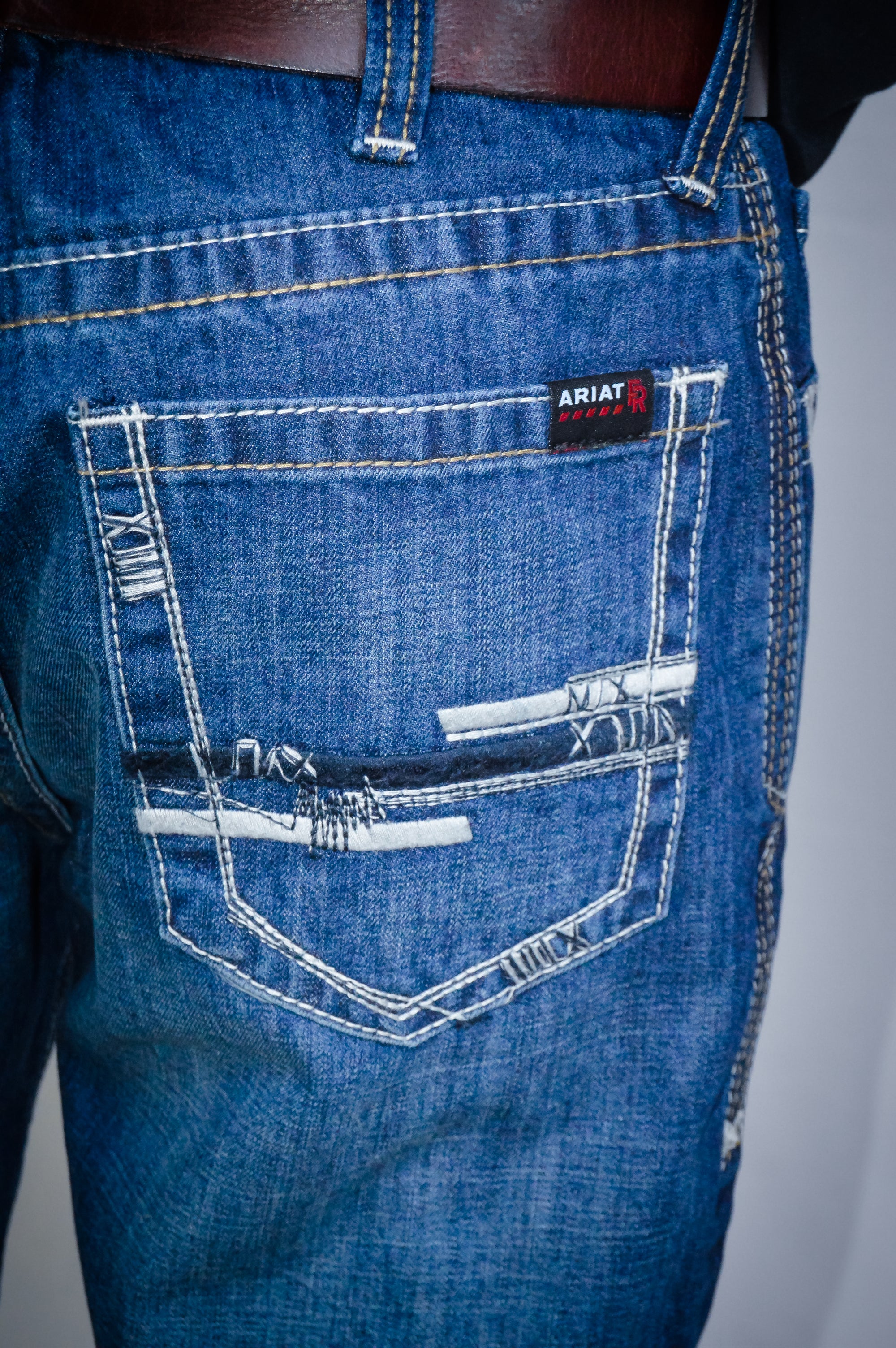 Ariat FR M4 Bootcut Jeans – White Stitch Pocket.